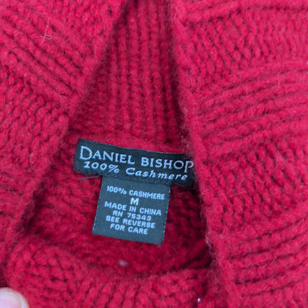 Daniel Bishop Women's Sz M 100% Cashmere Thick Red Sweater Crisscross Patch - Picture 5 of 5